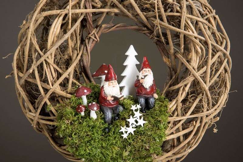 Nisse med bok 10 cm